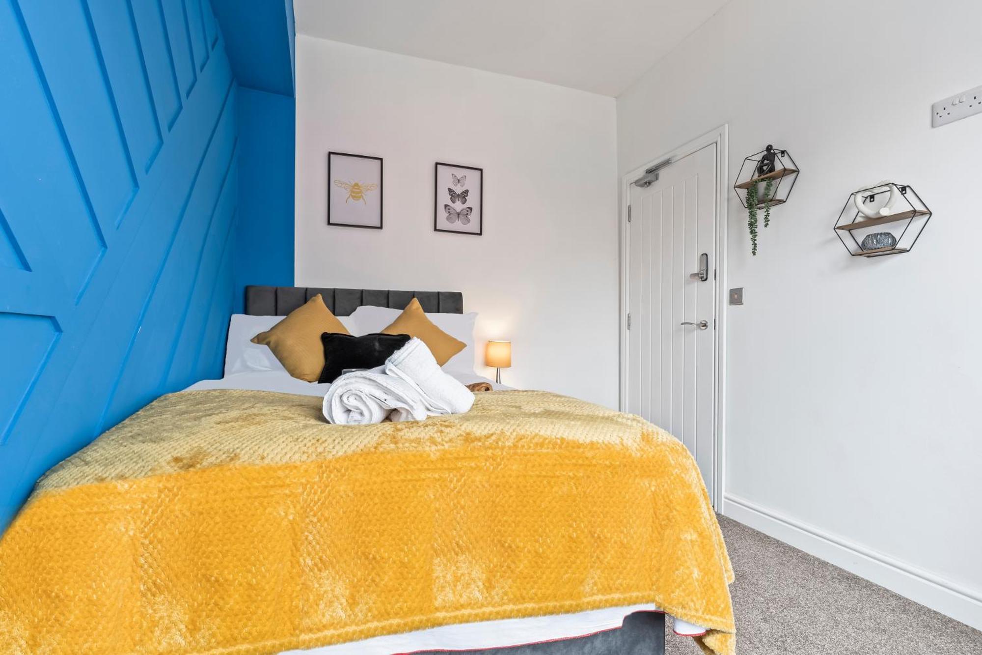 4 Bedroom, 2 Bath In Newcastle Town Centre 外观 照片